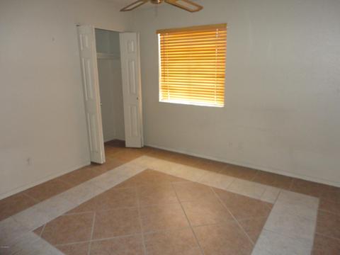 2210 E Claire Dr, Phoenix, AZ 85022 photo 9