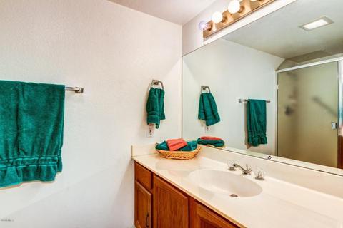 8331 N 21st Dr #H206, Phoenix, AZ 85021 photo 11
