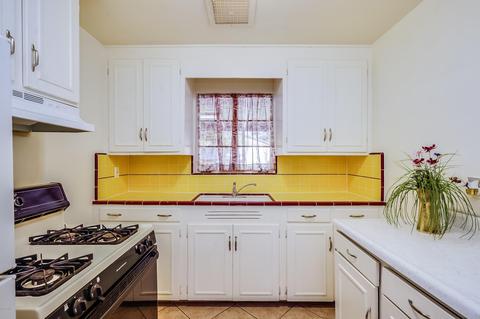 7047 N 23rd Dr, Phoenix, AZ 85021 photo 4