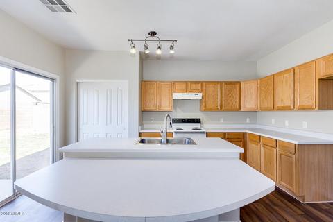 2506 W Hawks Eye Ave, Apache Junction, AZ 85120 photo 3