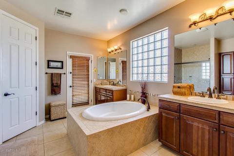 3108 E Fandango Dr, Gilbert, AZ 85298 photo 7