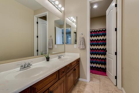 4590 E Waterman St, Gilbert, AZ 85297 photo 40