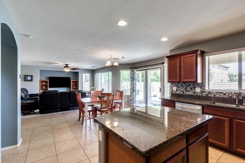 3454 E Crescent Way, Gilbert, AZ 85298 photo 17