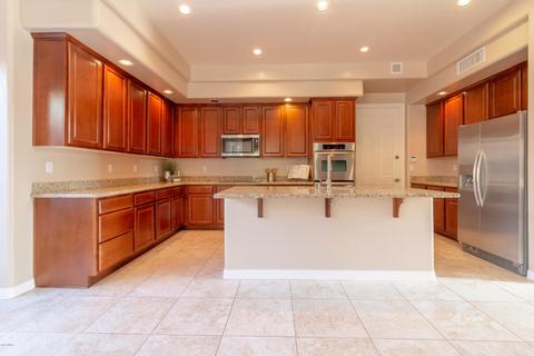 2723 E Gelding Dr, Phoenix, AZ 85032 photo 3