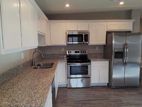 683 S Desert View Dr, Apache Junction, AZ 85120 photo 1