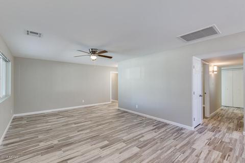 1540 E Crescent Cir, Mesa, AZ 85204 photo 5