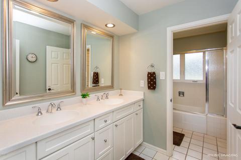 3715 E Medlock Dr, Phoenix, AZ 85018 photo 13