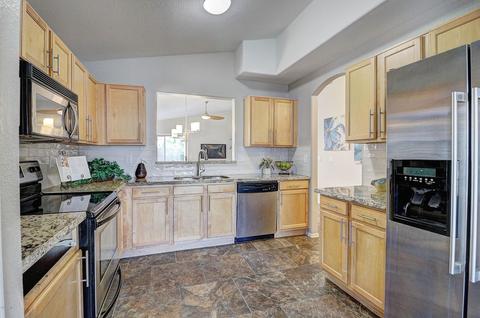 2427 E Morrow Dr, Phoenix, AZ 85050 photo 2