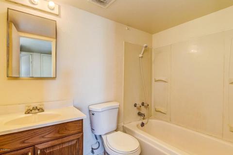 4631 E Pecan Rd, Phoenix, AZ 85040 photo 8