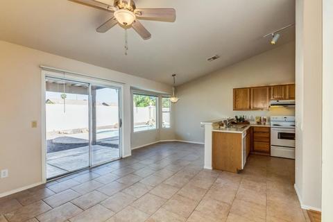 1038 E Harbor View Dr, Gilbert, AZ 85234 photo 5
