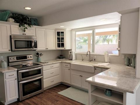 4529 E Hearn Rd, Phoenix, AZ 85032 photo 2