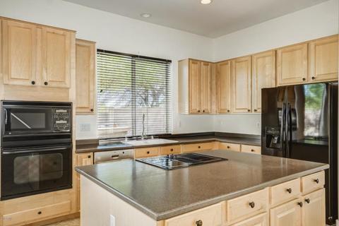 5233 E Gloria Ln, Cave Creek, AZ 85331 photo 9