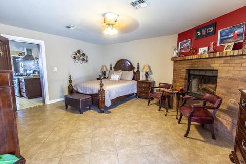 2327 E Beverly Ln, Phoenix, AZ 85022 photo 13