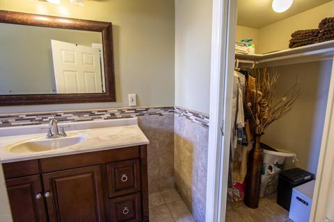 2327 E Beverly Ln, Phoenix, AZ 85022 photo 15
