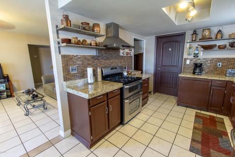 2327 E Beverly Ln, Phoenix, AZ 85022 photo 7