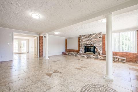 6346 E Albany St, Mesa, AZ 85205 photo 4