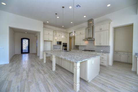 1975 E Indian Wells Dr, Gilbert, AZ 85298 photo 8