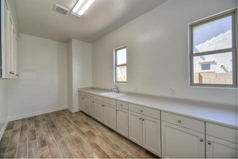 1952 E Indian Wells Dr, Gilbert, AZ 85298 photo 9
