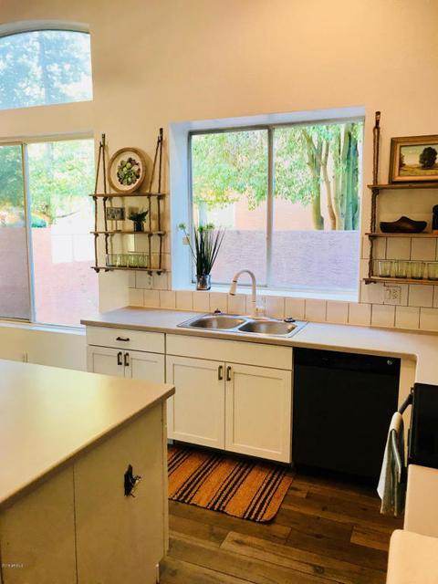 4267 E Melody Dr, Gilbert, AZ 85234 photo 3