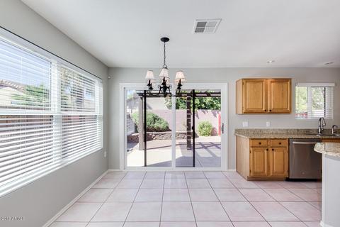 1344 E Tremaine Ave, Gilbert, AZ 85234 photo 5