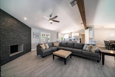 301 E Waltann Ln, Phoenix, AZ 85022 photo 13