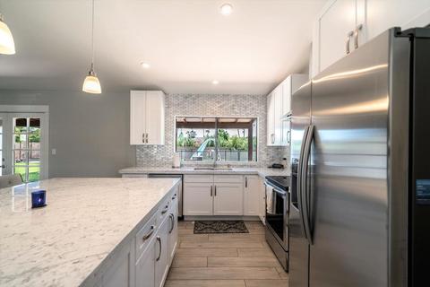 301 E Waltann Ln, Phoenix, AZ 85022 photo 3