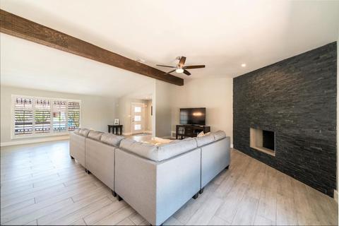 301 E Waltann Ln, Phoenix, AZ 85022 photo 11
