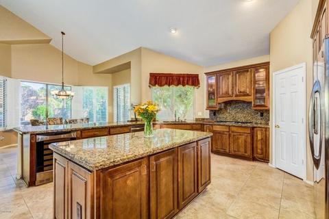 302 Elgin St, Gilbert, AZ 85295 photo 8