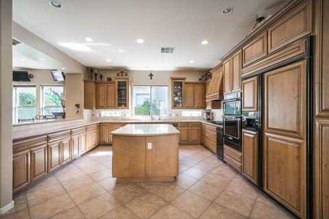 3430 E Pyrenees Pass, Phoenix, AZ 85018 photo 18