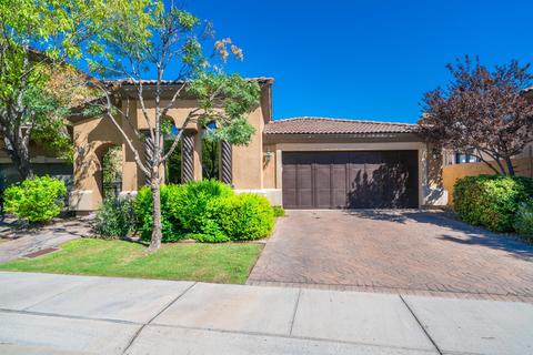 3430 E Pyrenees Pass, Phoenix, AZ 85018 photo 2