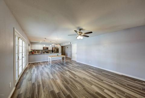1512 E Bishop Dr, Tempe, AZ 85282 photo 4