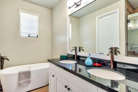 4005 E Osborn Rd, Phoenix, AZ 85018 photo 17