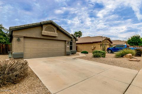 1754 E Toledo St, Gilbert, AZ 85295 photo 1