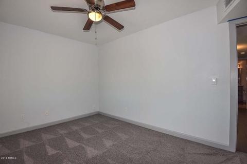 3427 N 60th Dr, Phoenix, AZ 85033 photo 6