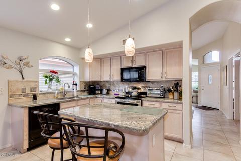 4338 E Lone Cactus Dr, Phoenix, AZ 85050 photo 14