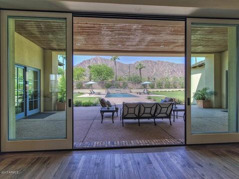 4465 N 56th St, Phoenix, AZ 85018 photo 2