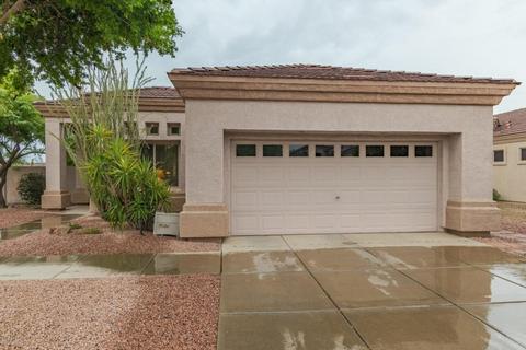 5261 Estevan Rd, Phoenix, AZ 85054 photo 1