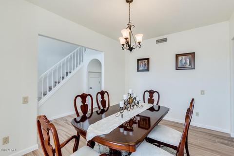 4224 E Taro Ln, Phoenix, AZ 85050 photo 10