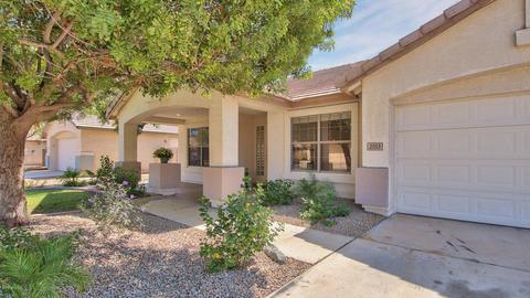 2053 E Willow Wick Rd, Gilbert, AZ 85296 photo 2