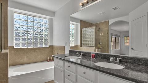 2053 E Willow Wick Rd, Gilbert, AZ 85296 photo 17