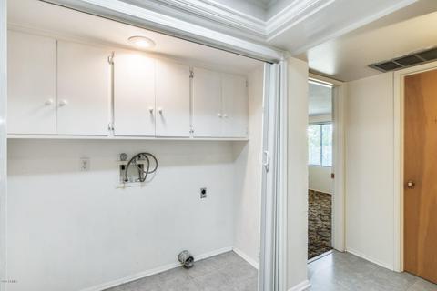 318 W Seldon Ln, Phoenix, AZ 85021 photo 16