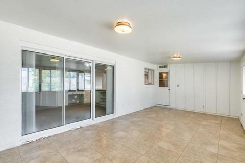 318 W Seldon Ln, Phoenix, AZ 85021 photo 5