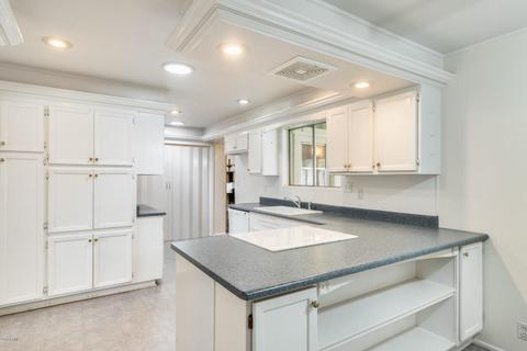 318 W Seldon Ln, Phoenix, AZ 85021 photo 13