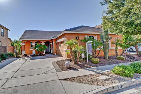 2958 S Cole Dr, Gilbert, AZ 85295 photo 2