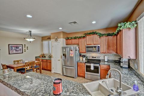 2958 S Cole Dr, Gilbert, AZ 85295 photo 10