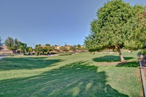 2958 S Cole Dr, Gilbert, AZ 85295 photo 38