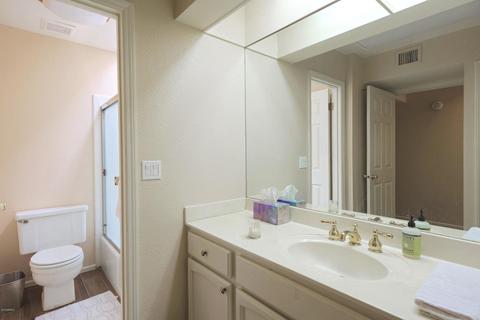 6325 N 30th Pl, Phoenix, AZ 85016 photo 17