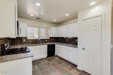 1307 S Bridgegate Dr, Gilbert, AZ 85296 photo 10