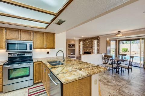 1010 E Morrow Dr, Phoenix, AZ 85024 photo 10