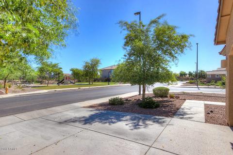 4912 S Twinleaf Dr, Gilbert, AZ 85298 photo 3